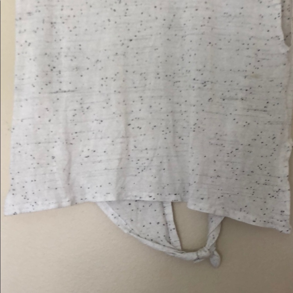White open back tee - Picture 2 of 8